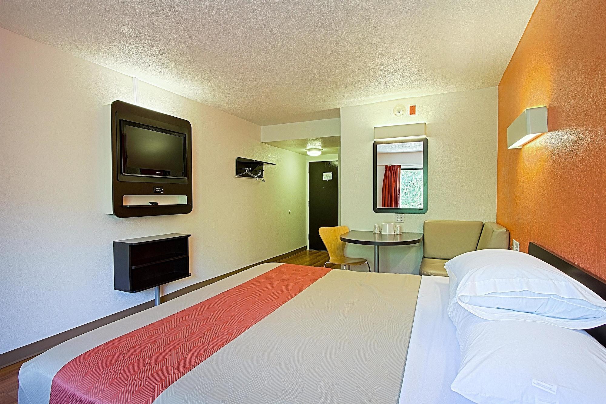 Motel 6-East Brunswick, Nj Buitenkant foto