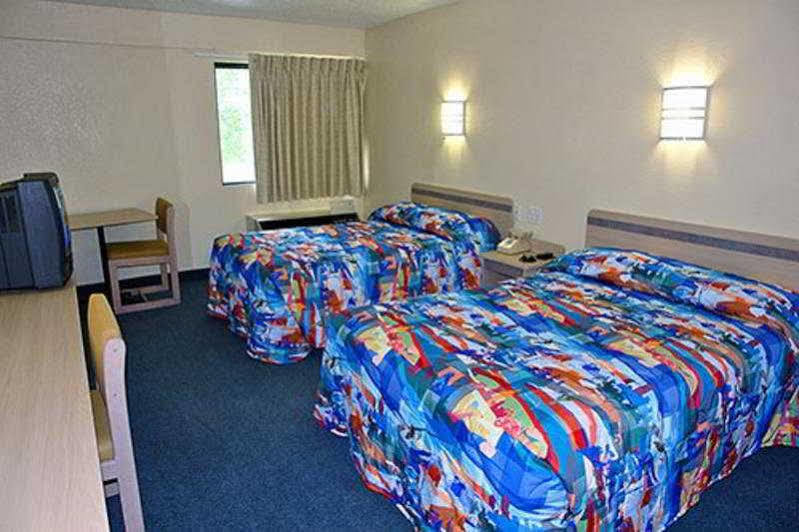 Motel 6-East Brunswick, Nj Buitenkant foto